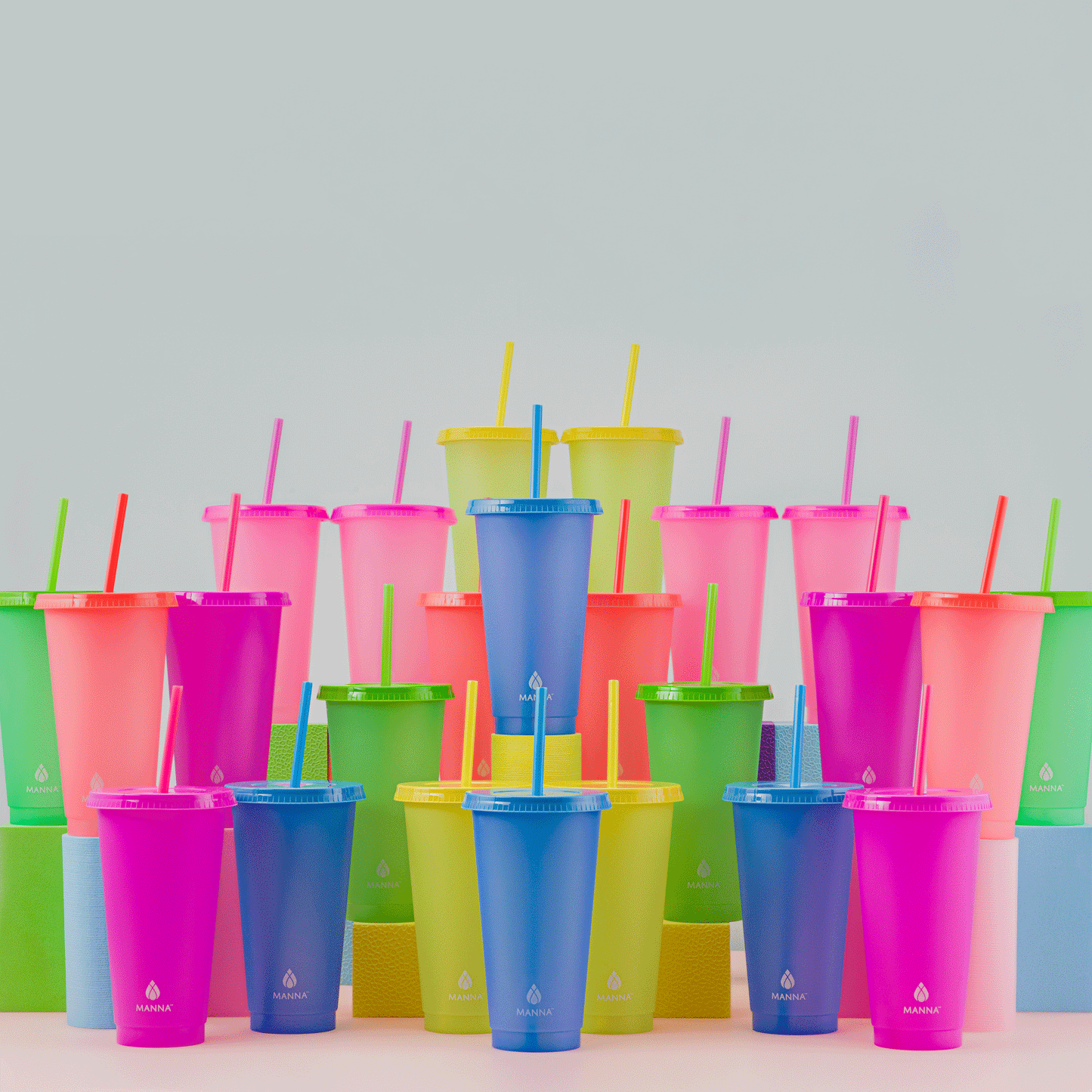 24-piece-original-color-changing-cup-set-i3 A0029811.gif