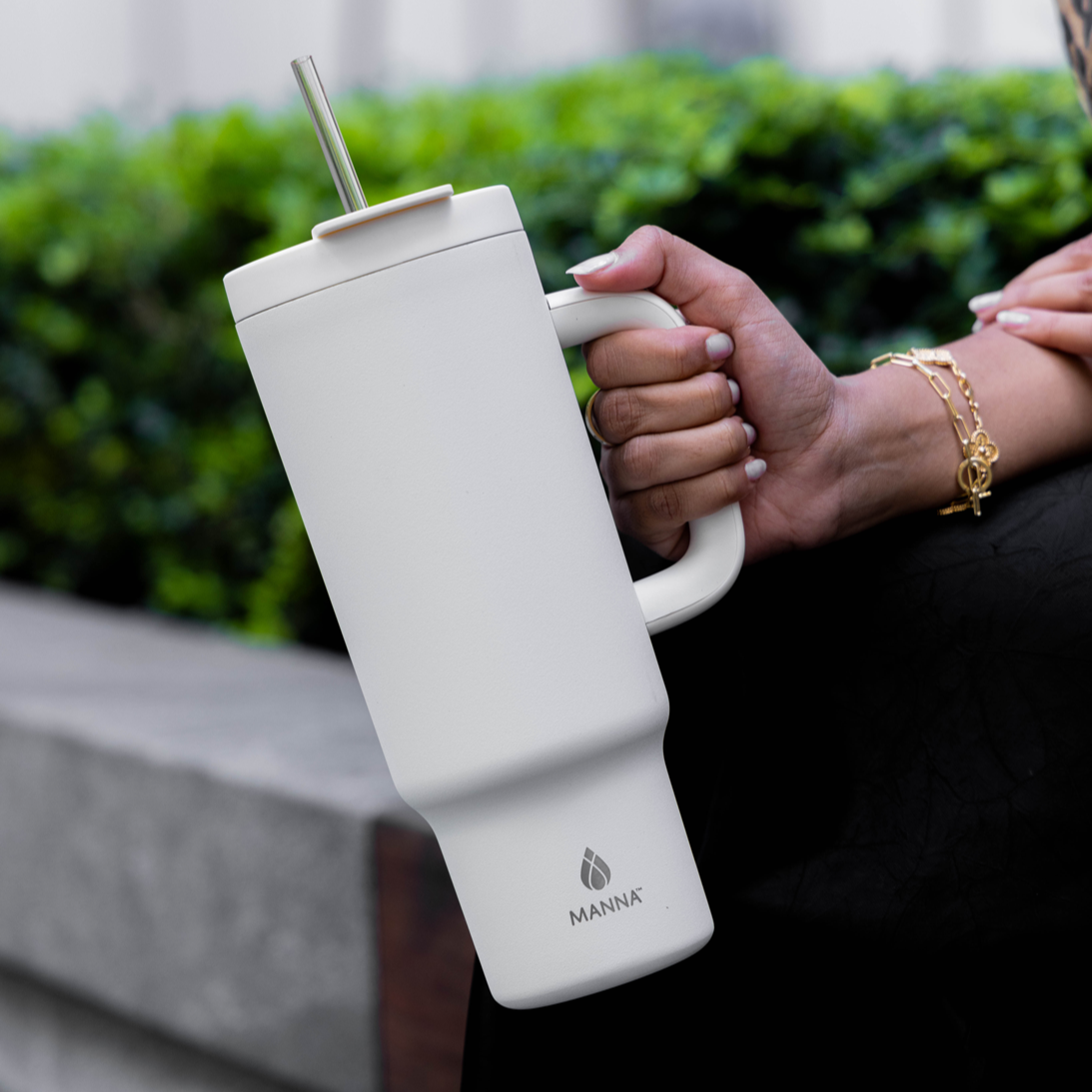 40-oz-leisure-tumbler-f7 Core_Home_Manna_Lifestyle_AUG_13-38.png